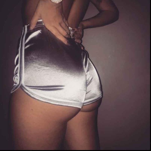 womens shorts women summer silk slim beach casual short fashion underpants fitness elastic waist wear, White;black
womens shorts women summer silk slim beach casual short fashion underpants fitness elastic waist wear, White;black