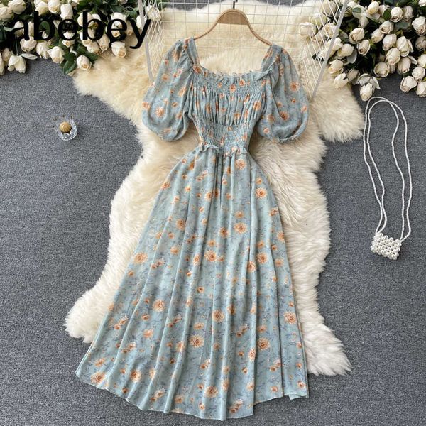 summer women floral chiffon dress beach vacation party vestidos female elegant square collar short puff sleeve high waist robe 210715, Black;gray
summer women floral chiffon dress beach vacation party vestidos female elegant square collar short puff sleeve high waist robe 210715, Black;gray