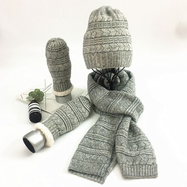 hat autumn and winter men's knitting three piece set of solid color warm plush pullover wool scarf glove, Blue;gray
hat autumn and winter men's knitting three piece set of solid color warm plush pullover wool scarf glove, Blue;gray