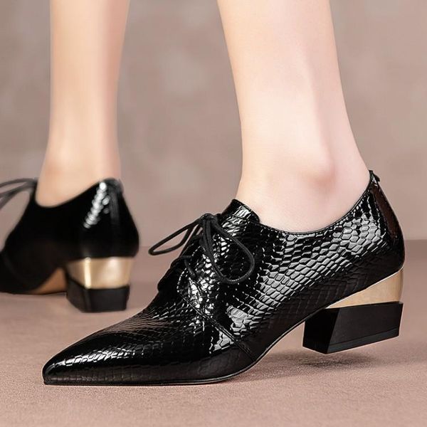 dress shoes fashion high heels small leather lace-up pointed cow patent single genuine women's x737, Black
dress shoes fashion high heels small leather lace-up pointed cow patent single genuine women's x737, Black