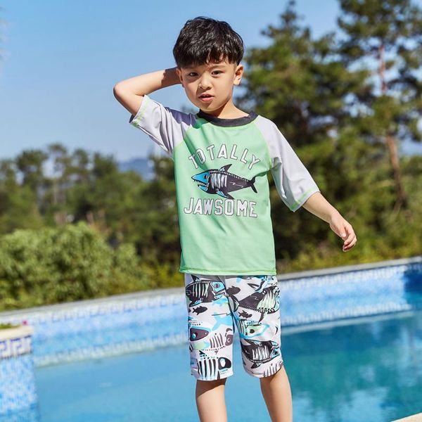 boys two piece rash guard swimsuits kids short sleeve sunsuit swimwear sets with hat swim shirt & tunks sun protection bathing one-piece sui
boys two piece rash guard swimsuits kids short sleeve sunsuit swimwear sets with hat swim shirt & tunks sun protection bathing one-piece sui