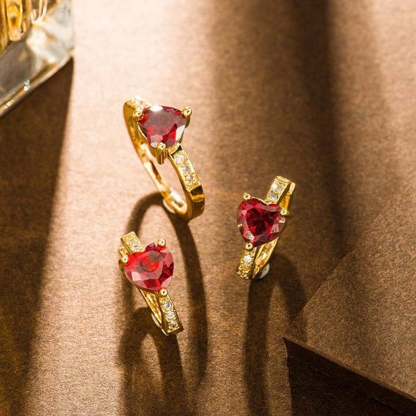 earrings & necklace viennois luxury jewelry sets for women clear zircon red heart rings and golden wedding romantic girls gift, Silver
earrings & necklace viennois luxury jewelry sets for women clear zircon red heart rings and golden wedding romantic girls gift, Silver