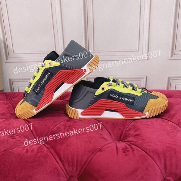 triple s fashion clear sole bottom boots paris 17fw designer sneakers vintage dad platform women luxury casual shoes sports trainers 35-41, Black
triple s fashion clear sole bottom boots paris 17fw designer sneakers vintage dad platform women luxury casual shoes sports trainers 35-41, Black