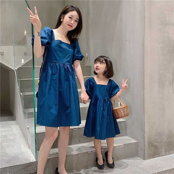 summer parent-child dress french square collar loose bubble sleeve dress for mother and daughter mother and daughter clothes 210701, Blue
summer parent-child dress french square collar loose bubble sleeve dress for mother and daughter mother and daughter clothes 210701, Blue