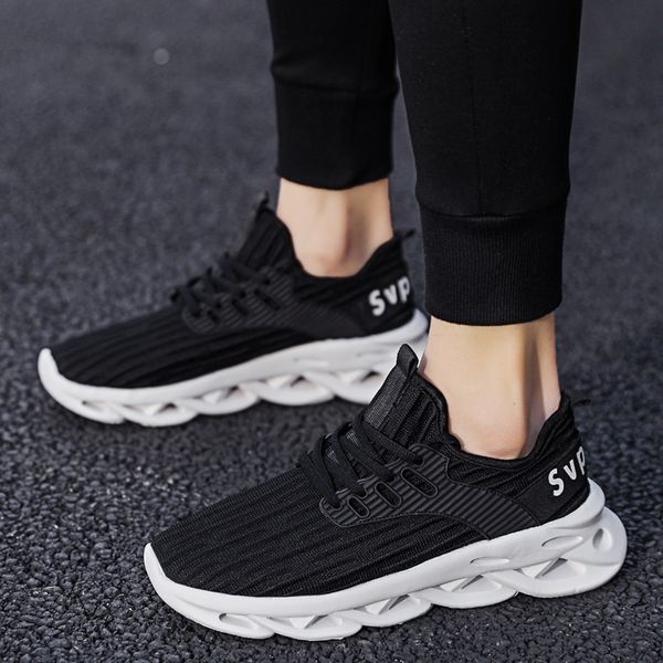 wholesale 2023 running shoes men women sports super light breathable triple white blue outdoor sneakers size 39-44 wy02-h917
wholesale 2023 running shoes men women sports super light breathable triple white blue outdoor sneakers size 39-44 wy02-h917