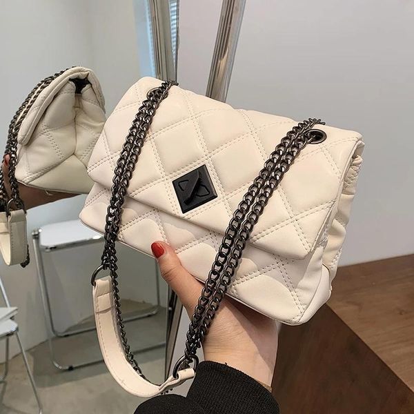 fashion shoulder bag ladies travel leather pu's luxury handbag designer bags
fashion shoulder bag ladies travel leather pu's luxury handbag designer bags