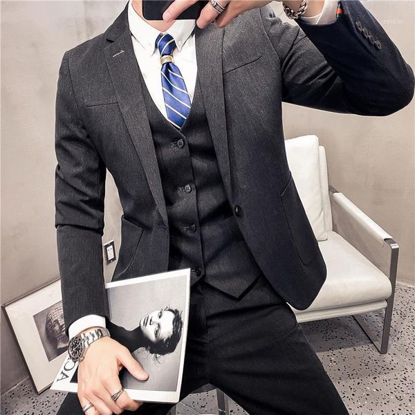high-end suit male 3 piece (blazers+pants+vest) autumn solid pocket suits wedding groom costume korean style fashion sets men's & blaze, White;black
high-end suit male 3 piece (blazers+pants+vest) autumn solid pocket suits wedding groom costume korean style fashion sets men's & blaze, White;black