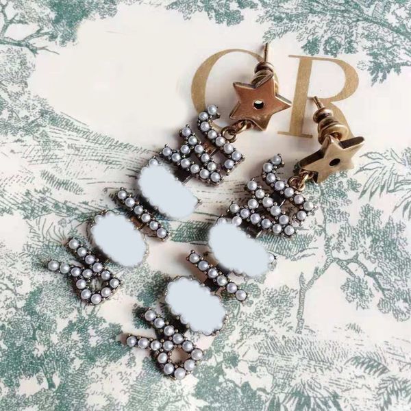 earrings designer jewelry luxury family high version d letter star 925 silver fashion needle anti allergy female dijia tassel long pearl, Red;brown
earrings designer jewelry luxury family high version d letter star 925 silver fashion needle anti allergy female dijia tassel long pearl, Red;brown