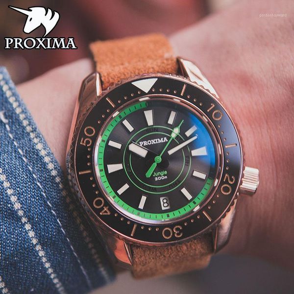 proxima 2021 brand copper diving watch men's mechanical luminous waterproof 300m leather strap nh35 sports wristwatches, Slivery;brown
proxima 2021 brand copper diving watch men's mechanical luminous waterproof 300m leather strap nh35 sports wristwatches, Slivery;brown