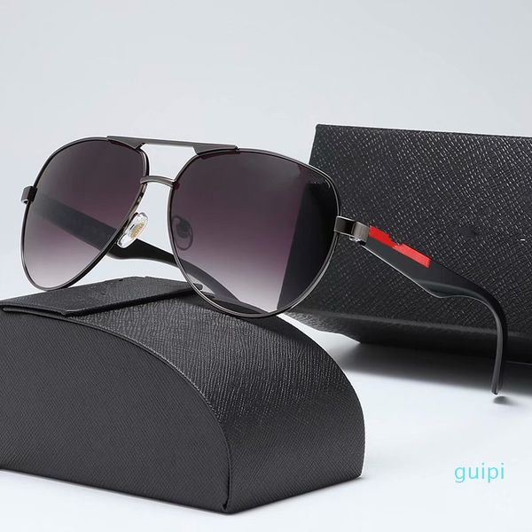women's fashion sunglasses men's sunglasses flat metal sun glass light lens leather shell christmas fashion gift., White;black
women's fashion sunglasses men's sunglasses flat metal sun glass light lens leather shell christmas fashion gift., White;black