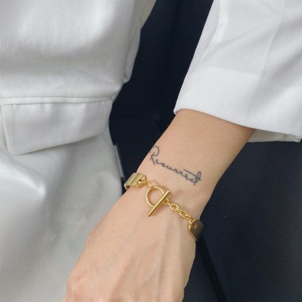 bangle ins fashion addiction ot buckle bracelet simple and cold wind ladies european american street jewelry, Black
bangle ins fashion addiction ot buckle bracelet simple and cold wind ladies european american street jewelry, Black
