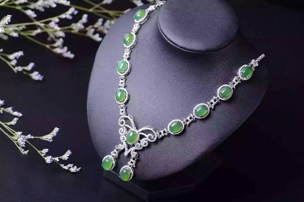 natural green jasper necklace gemstone pendant s925 silver trendy luxury big butterfly women party fine jewelry chains
natural green jasper necklace gemstone pendant s925 silver trendy luxury big butterfly women party fine jewelry chains