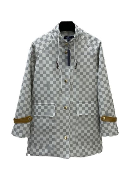 milan runway jackets 2022 spring stand collar long sleeve plaid panelled women's designer coats brand same style outerwear 1204-8, Black;brown
milan runway jackets 2022 spring stand collar long sleeve plaid panelled women's designer coats brand same style outerwear 1204-8, Black;brown