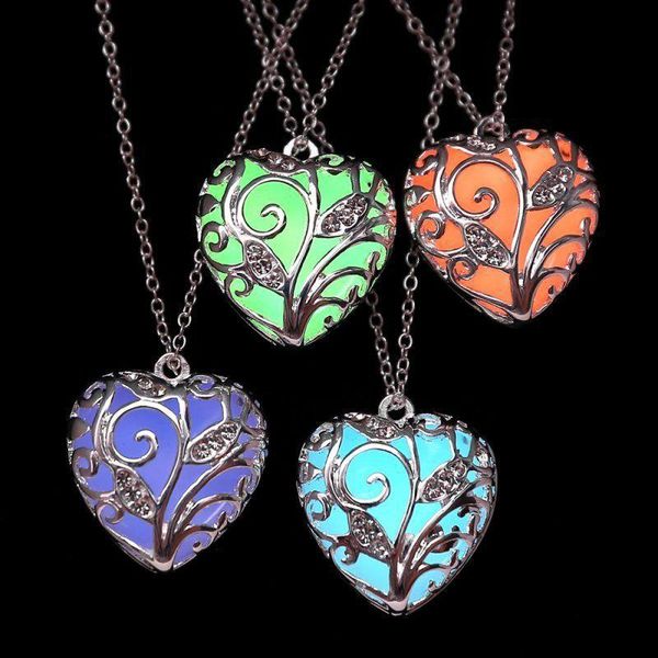 pendant necklaces glowing heart necklace hollow silver plated link chain luminous jewelry romantic vintage for women
pendant necklaces glowing heart necklace hollow silver plated link chain luminous jewelry romantic vintage for women