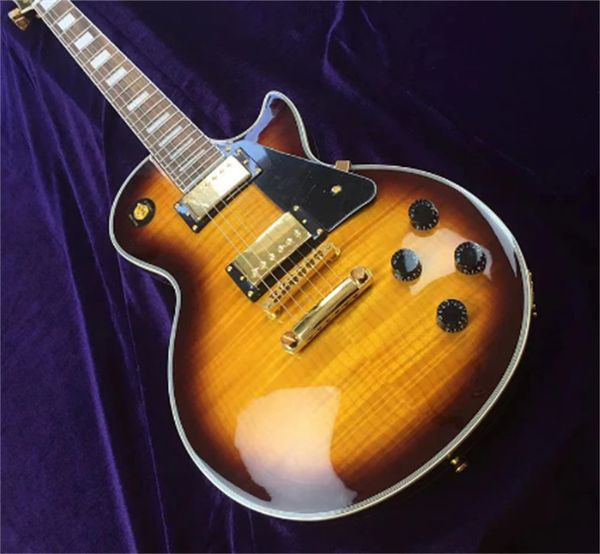 classic tiger electric guitar, gold accessories, beautiful appearance, excellent timbre, excellent hand feel, delivery home guitars guitarra
classic tiger electric guitar, gold accessories, beautiful appearance, excellent timbre, excellent hand feel, delivery home guitars guitarra