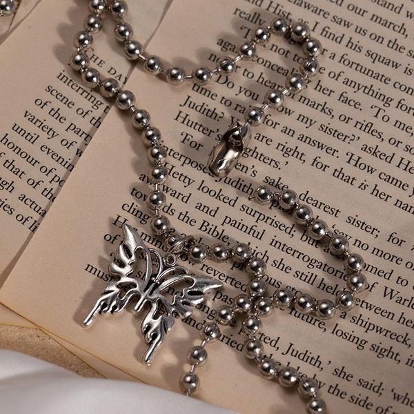 pendant necklaces hip hop vintage style round bead chain butterfly necklace silver color clavicle for women jewelry accessories gift
pendant necklaces hip hop vintage style round bead chain butterfly necklace silver color clavicle for women jewelry accessories gift