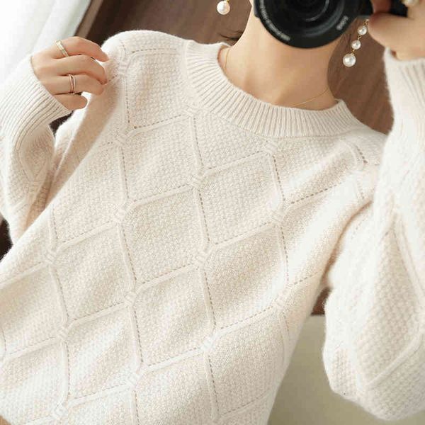 sweaters 2021 autumn and winter 100% cashmere wool women's o-neck sweater pullover loose long-sleeved knit bottom twist, White;black
sweaters 2021 autumn and winter 100% cashmere wool women's o-neck sweater pullover loose long-sleeved knit bottom twist, White;black