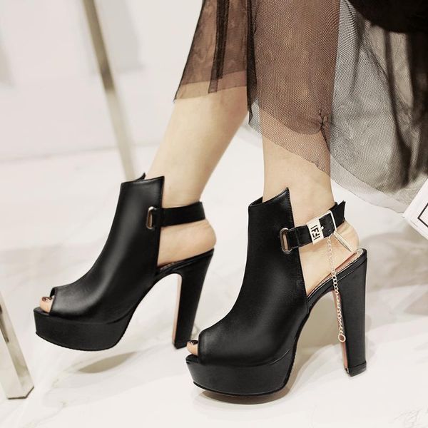 sandals 2021 ladies shoes gladiator women big size 34- 50 cool boots high heel pumps 188, Black
sandals 2021 ladies shoes gladiator women big size 34- 50 cool boots high heel pumps 188, Black