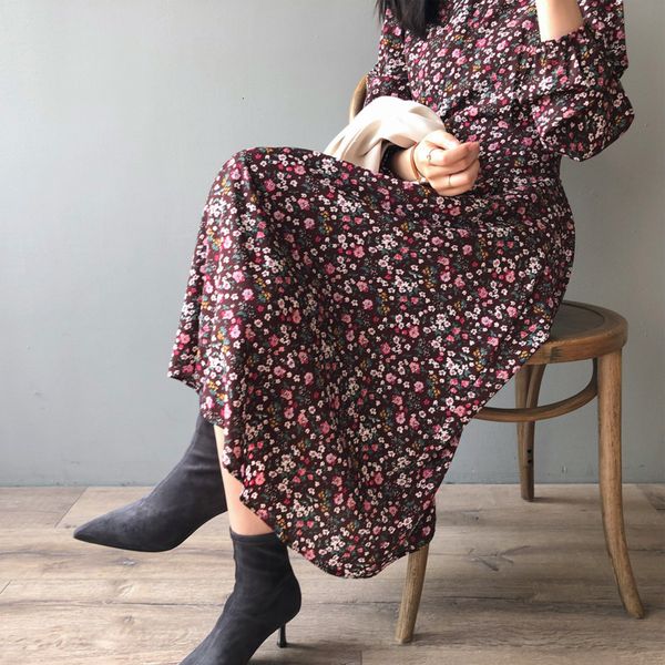 women's knits & tees spring vintage floral print women maxi dress slim waist round collar long sleeve woman chiffon elegant vestid, White
women's knits & tees spring vintage floral print women maxi dress slim waist round collar long sleeve woman chiffon elegant vestid, White