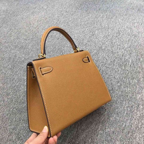 designer bagsh section leather kl25cm camel ladies net red with the same handbag palm pattern fashion new 2021 crossbody cowhideluxury bag
designer bagsh section leather kl25cm camel ladies net red with the same handbag palm pattern fashion new 2021 crossbody cowhideluxury bag