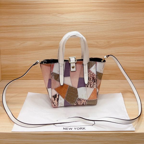 designer color imitation patch pattern leather women's bag small size high-quality colorful totes beautiful design crossbody bags mini
designer color imitation patch pattern leather women's bag small size high-quality colorful totes beautiful design crossbody bags mini