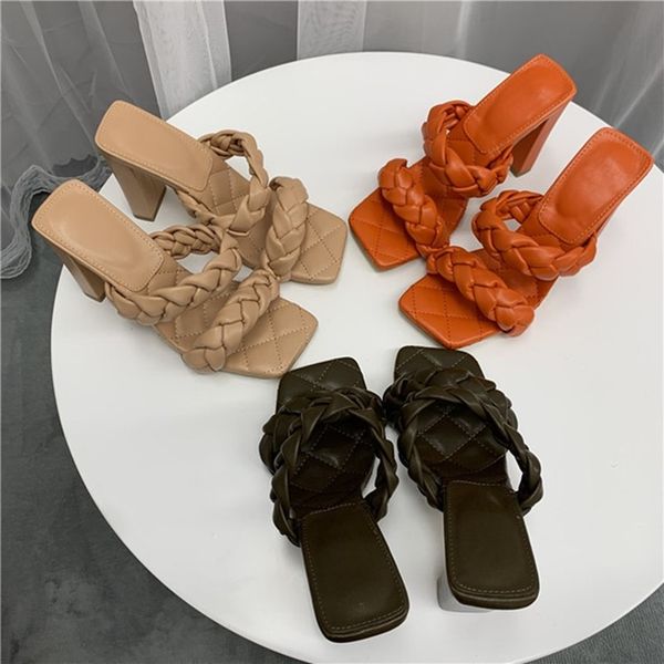 2021 women plus size slippers summer shoes high heels double weaving strap indoor scuffs soft leather comfortable good quality convenient we, Black
2021 women plus size slippers summer shoes high heels double weaving strap indoor scuffs soft leather comfortable good quality convenient we, Black