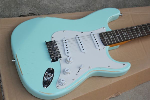relic st electric guitar cream white color maple scalloped fingerboard big headstock 100% handmade
relic st electric guitar cream white color maple scalloped fingerboard big headstock 100% handmade
