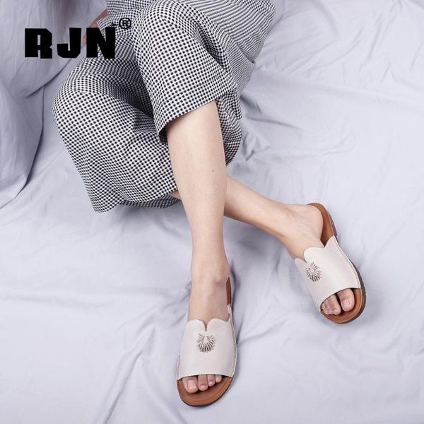 slippers rjn summer ladies casual fashion metal decoration comfortable soft flat outdoor non-slip female sandals cz006, Black
slippers rjn summer ladies casual fashion metal decoration comfortable soft flat outdoor non-slip female sandals cz006, Black
