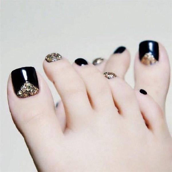 false nails 24pcs/box shiny glitter gold black fake foot nail with glue girl summer wearable full cover short, Red;gold
false nails 24pcs/box shiny glitter gold black fake foot nail with glue girl summer wearable full cover short, Red;gold