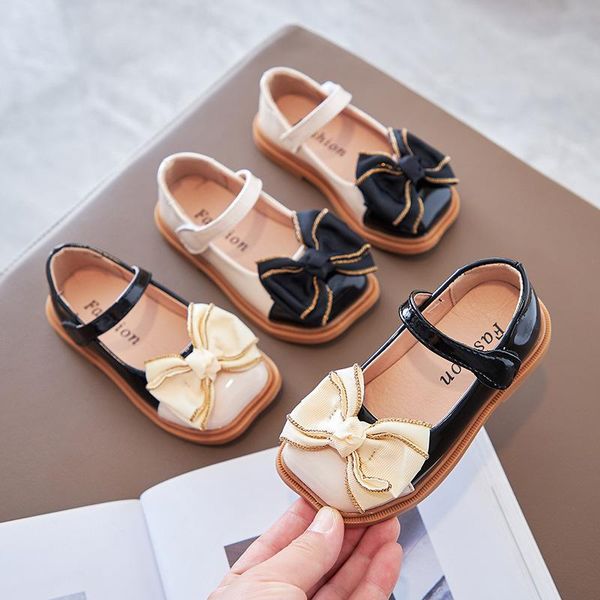 flat shoes 2021 autumn spring princess party wedding beauty black beige colorway kids girl leather square toe sneaker e09224, Black;grey
flat shoes 2021 autumn spring princess party wedding beauty black beige colorway kids girl leather square toe sneaker e09224, Black;grey