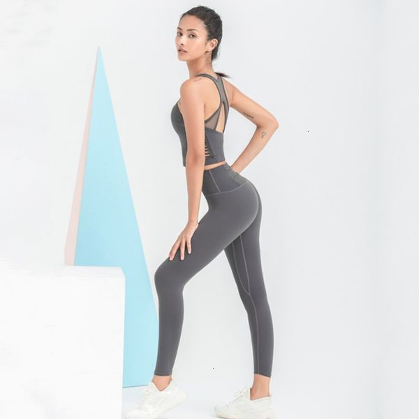 tracksuits vest women's hollow running bra back yoga pants quick drying fitness suit for fall / winter, Gray
tracksuits vest women's hollow running bra back yoga pants quick drying fitness suit for fall / winter, Gray