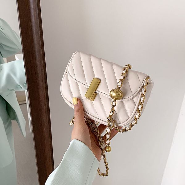 korean women's 2021 spring and summer chain small square single shoulder cross arm bag temperament handbag
korean women's 2021 spring and summer chain small square single shoulder cross arm bag temperament handbag
