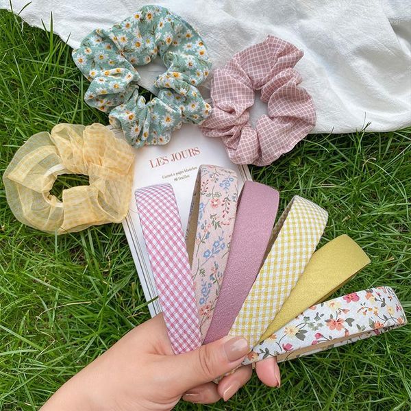 fashion 2pcs/set hair bands for girls women elegant wide plaid simple headband ponytail holder scrunchie set accessories1
fashion 2pcs/set hair bands for girls women elegant wide plaid simple headband ponytail holder scrunchie set accessories1