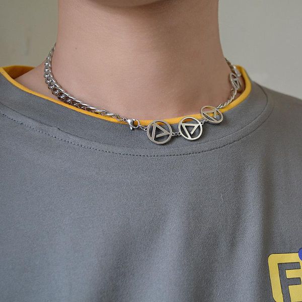 chokers hip-hop punk anti-war peace short choker necklace titanium steel thick cuban chain necklaces for women men jewelry, Golden;silver
chokers hip-hop punk anti-war peace short choker necklace titanium steel thick cuban chain necklaces for women men jewelry, Golden;silver