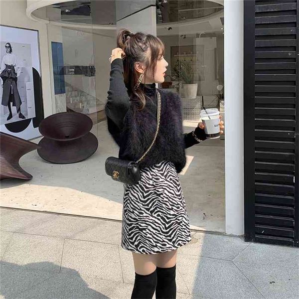 women zebra printed nightclub mini skirt female high waist hip skinny slim korean lady office work streetwear 210519, Black
women zebra printed nightclub mini skirt female high waist hip skinny slim korean lady office work streetwear 210519, Black