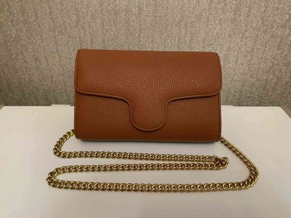 designer bags womens handbags crossbody bag backpack hand classic pattern material gold chain silver trend shoulder fashion
designer bags womens handbags crossbody bag backpack hand classic pattern material gold chain silver trend shoulder fashion