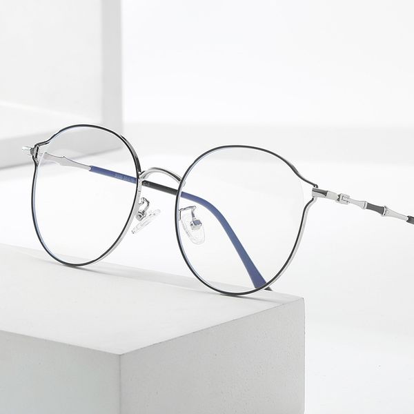 75% off outlet store online women's all metal myopia blue light proof trend large men's spectacle frame, White;black
75% off outlet store online women's all metal myopia blue light proof trend large men's spectacle frame, White;black