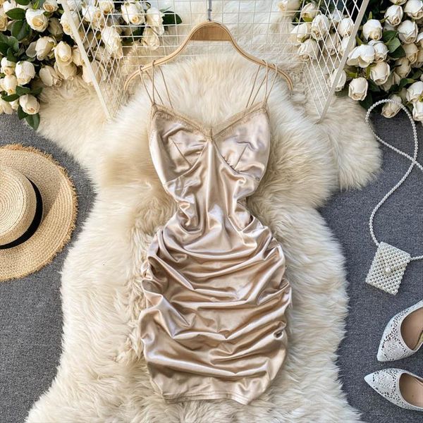 spring summer open back women dresses suspender lace v neck slim dress virtual party pleated buttock gold velvet, Black;gray
spring summer open back women dresses suspender lace v neck slim dress virtual party pleated buttock gold velvet, Black;gray