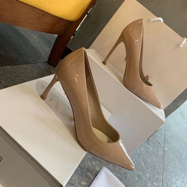 2021 red bottom heels with box dust bag women dress shoes round pointed toes bottoms spikes vintage high heels luxurys designers sneakers 06, Black
2021 red bottom heels with box dust bag women dress shoes round pointed toes bottoms spikes vintage high heels luxurys designers sneakers 06, Black