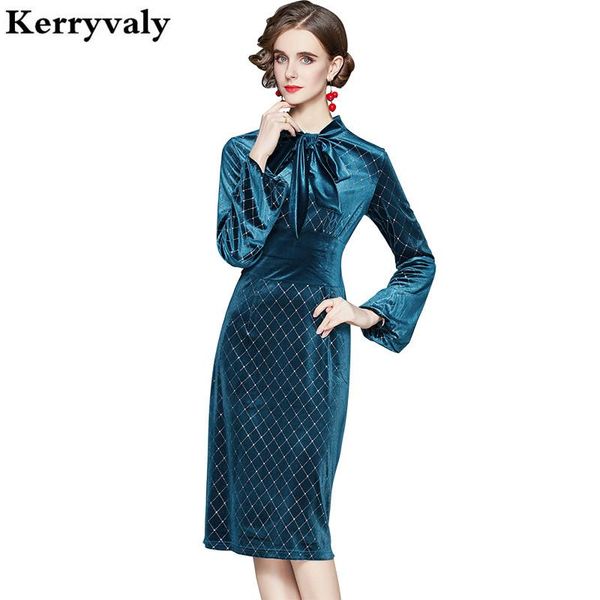 casual dresses temperament slim long sleeves blue velvet dress women fall midi vintage vestido branco ropa de mujer k3658, Black;gray
casual dresses temperament slim long sleeves blue velvet dress women fall midi vintage vestido branco ropa de mujer k3658, Black;gray