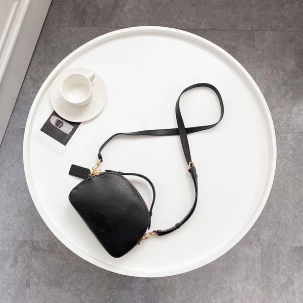 2021 casual womens fashion designer bags handbags luxury bag halloween genuine leather crossbody wallets women purses popular wallet trendy
2021 casual womens fashion designer bags handbags luxury bag halloween genuine leather crossbody wallets women purses popular wallet trendy