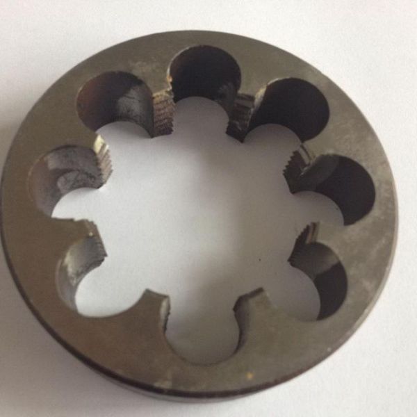 hand tools of 1pc 9sicr made american standard die un 1-13/16"-6/8/12/16/20tpi for threading metal workpieces
hand tools of 1pc 9sicr made american standard die un 1-13/16"-6/8/12/16/20tpi for threading metal workpieces
