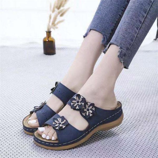 slippers foreign trade women's shoes european and american fashion flower wedge open toe sandals female large size a717, Black
slippers foreign trade women's shoes european and american fashion flower wedge open toe sandals female large size a717, Black