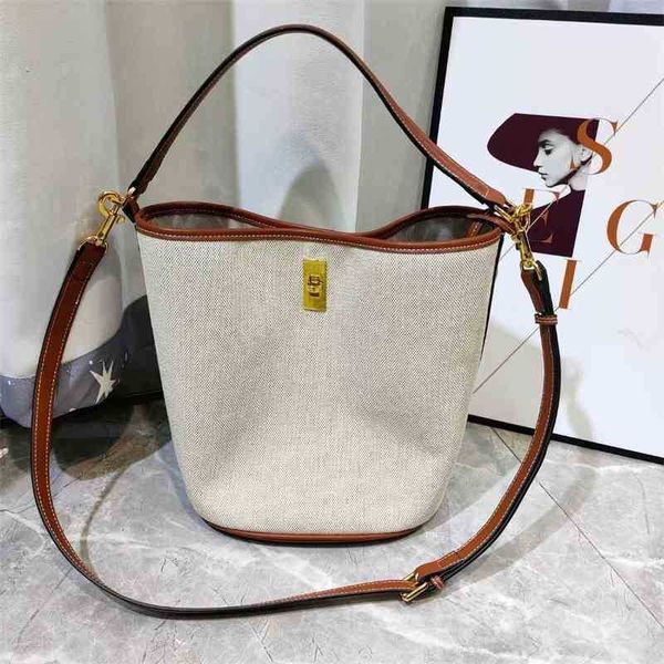 hanghhangbag luxury designer fashion hand handbag handbags backpack wallet purse shoulder crossbody tote bags mini bag net red bucket v
hanghhangbag luxury designer fashion hand handbag handbags backpack wallet purse shoulder crossbody tote bags mini bag net red bucket v