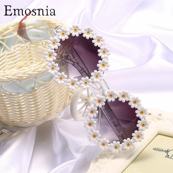 flower design summer sunglasses women round lovely fashion gradient female sun glasses oculos gift outdoor eyeware uv400, White;black
flower design summer sunglasses women round lovely fashion gradient female sun glasses oculos gift outdoor eyeware uv400, White;black