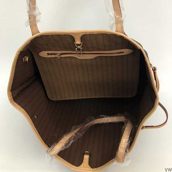 2021 new handbag designer tote bag designers bags handbags versatile interior zipper pocket women luxurys des
2021 new handbag designer tote bag designers bags handbags versatile interior zipper pocket women luxurys des