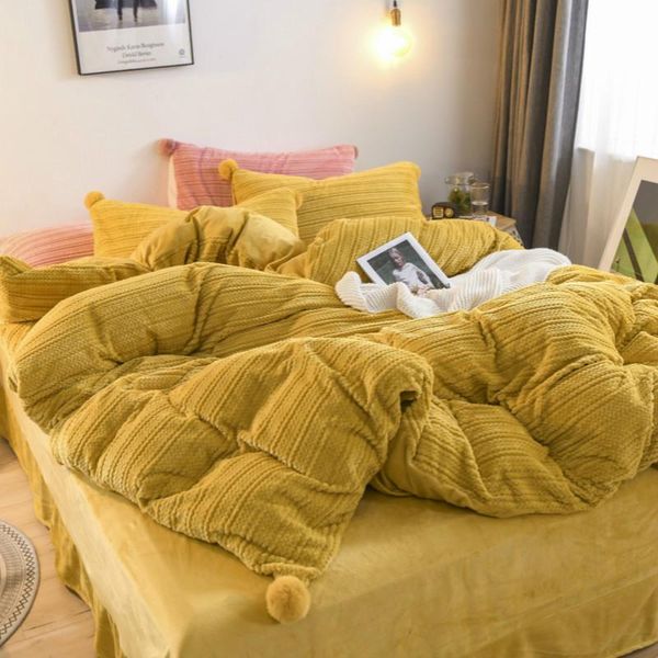 bedding sets the four-piece bedroom bed linen set winter thick pure cotton cut flower quilt cover fashion simple family el
bedding sets the four-piece bedroom bed linen set winter thick pure cotton cut flower quilt cover fashion simple family el