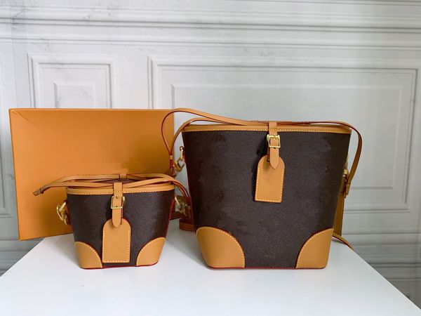 2021 luxury designer handbags classic genuine leather crossbody bags lady fashion bucket mini tote
2021 luxury designer handbags classic genuine leather crossbody bags lady fashion bucket mini tote