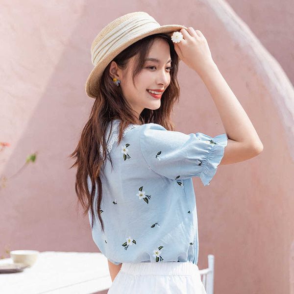 women's blouses & shirts blouses summer cute petal collar elastic sleeve front button shivering peter pan shirt q88b, White
women's blouses & shirts blouses summer cute petal collar elastic sleeve front button shivering peter pan shirt q88b, White