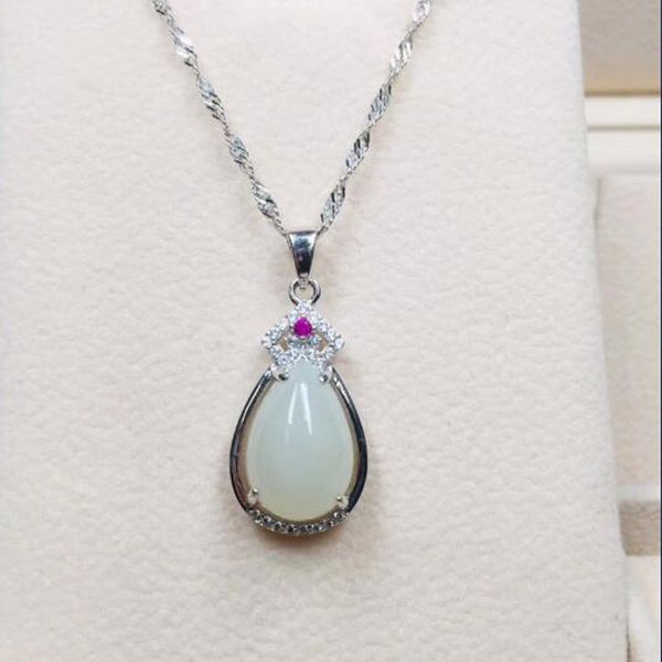 natural 925 silver exquisite jewelry inlaid color zircon white jade pendant necklace, Black;brown
natural 925 silver exquisite jewelry inlaid color zircon white jade pendant necklace, Black;brown